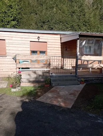 Mietunterkunft - Chalet Marmotte 46M² + Überdachte Terrasse 15M² - 2 Zimmer -Tv - Camping Le Panoramique 