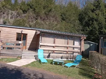 Mietunterkunft - Chalet Marmotte -46M² + Überdachte Terrasse 15M² - 2 Zimmer -3 Tv - Geschirrspüler - Camping Le Panoramique 