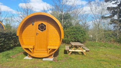 BARREL Wood