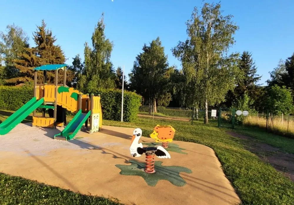 Stellplatz - Camping-Pauschale (Stellplatz, 2 Personen, 1 Fahrzeug) - Camping Onlycamp Wasselonne