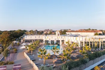 YELLOH! VILLAGE - CAMPING LA CAPRICIEUSE - Ucamping