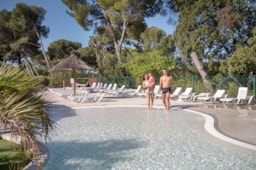 Camping Avignon Parc - image n°2 - Roulottes