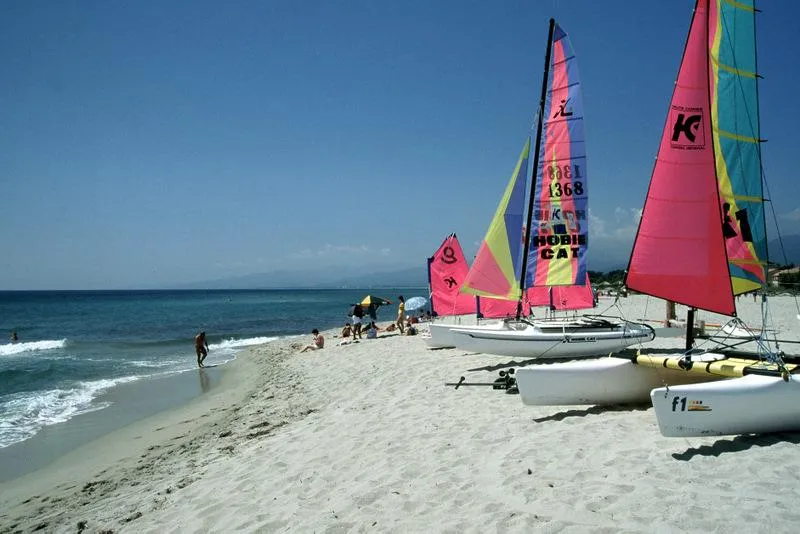 Camping Marina d'Erba Rossa