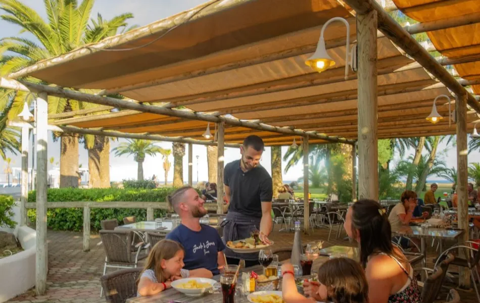 Camping Marina d'Erba Rossa