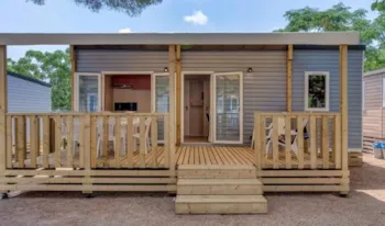 Mietunterkunft - Comfort Xl | 32M² | Klimaanlage | 2 Schlafzimmer | Hochterrasse - - Camping Marina d'Erba Rossa