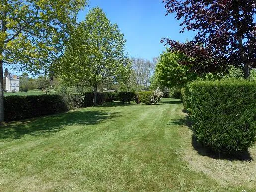 Emplacement Premium Castel - Eléctricité 20 A - Eau - Evacuation Eaux Grises - 199