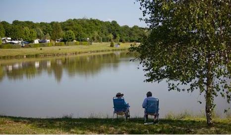 Stellplatz Castel Premium - Strom 20 A - Abwasser - Fließwasseranschluss - 102