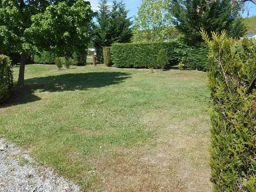 Emplacement Grand Confort - Electricité 10A - Eau - Evacuation Eaux Grises - Z3