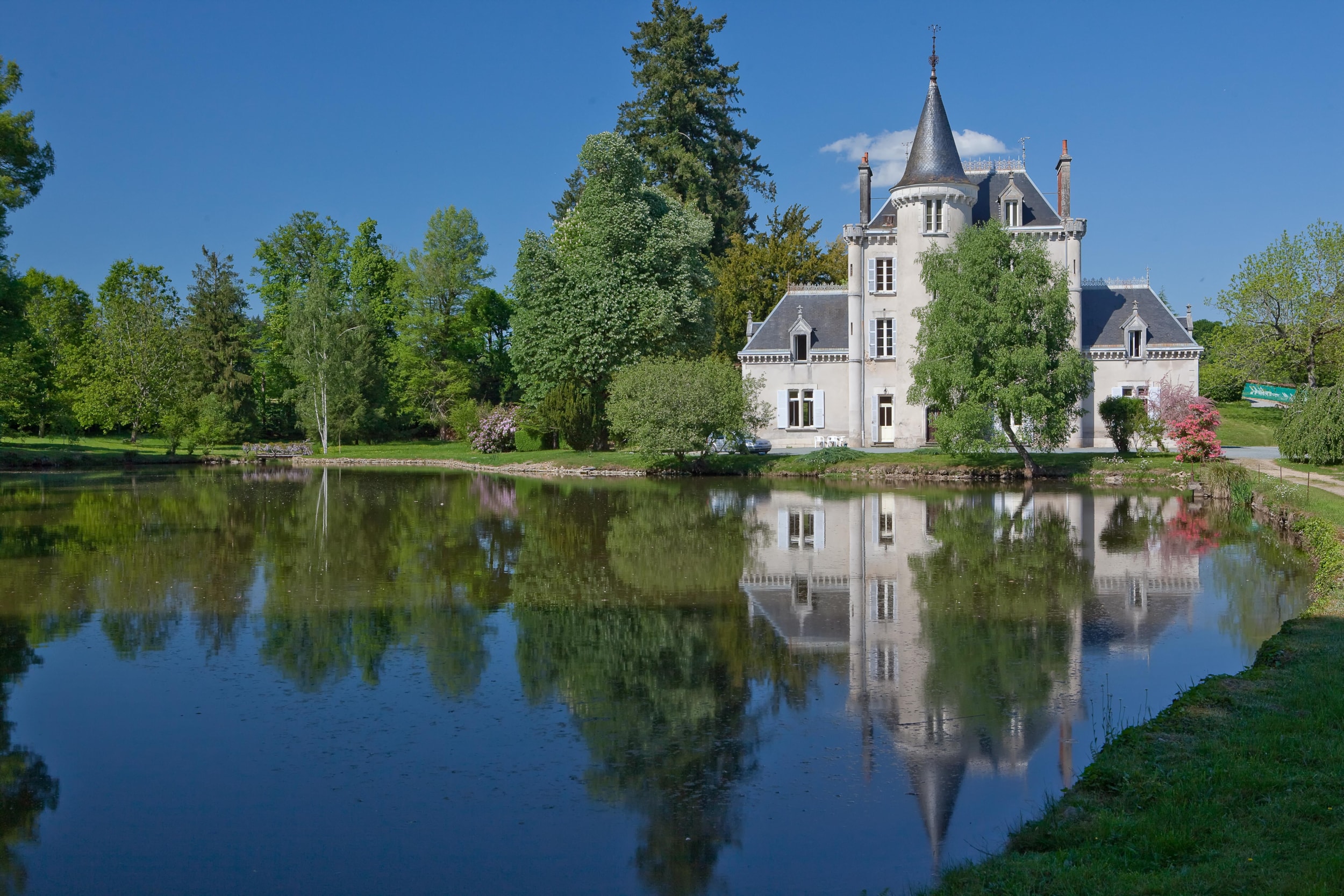 Castel Camping Château de Poinsouze — Photo 1