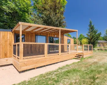 Mietunterkunft - Manyara Premium - 40M² - 3 Zimmer - 2 Badezimmer - Castel Camping Château de Poinsouze