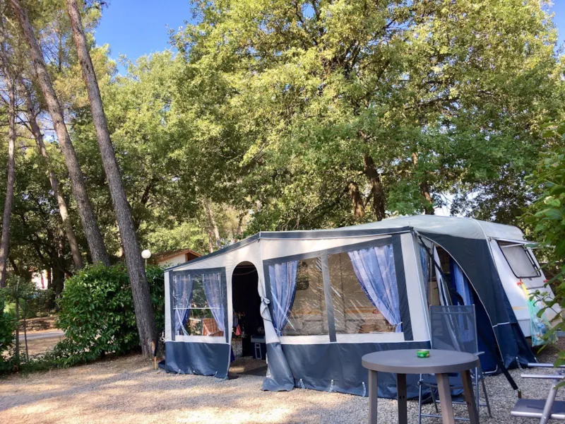 Emplacement + Véhicule