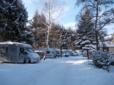 Pitch: tent, caravan or camping-car — 9