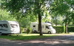 Pitch - Pitch: Tent, Caravan Or Camping-Car - Camping Bois de Gravière