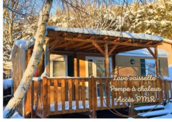 Mietunterkunft - Chalet Mobile Ibiza Espace 31M² Pmr (2 Zimmer + Terrasse) - Camping Bois de Gravière
