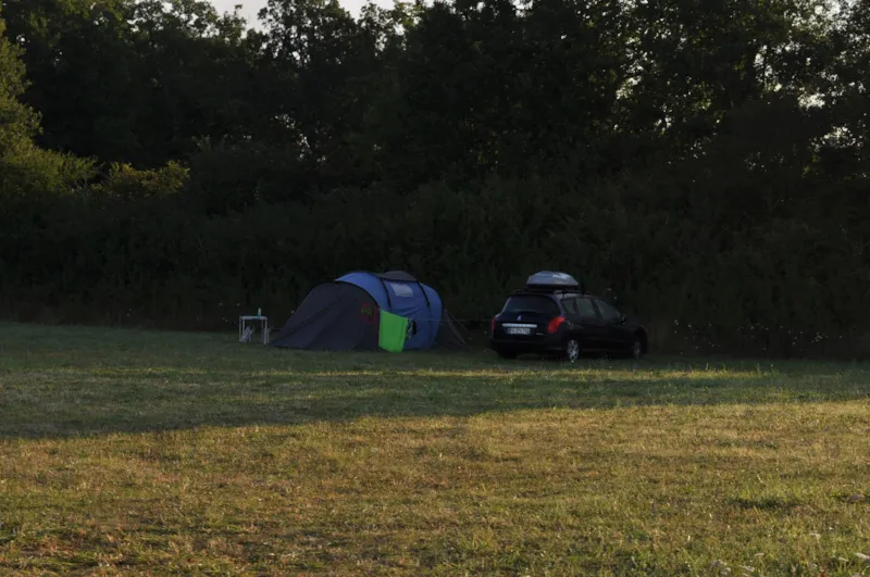 Emplacement Randonneur - 1 Personne - Tente - Sans Electricité