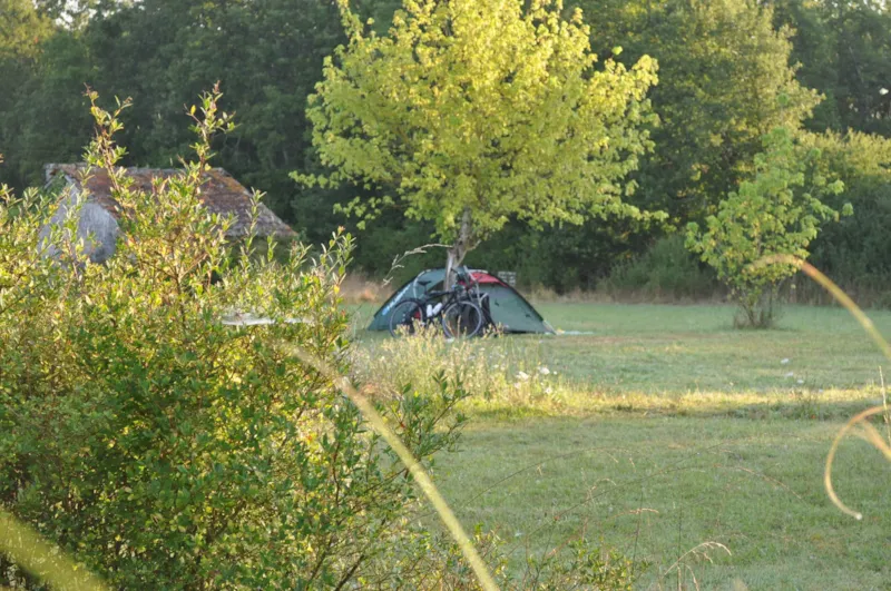 Emplacement Randonneur - 1 Personne - Tente - Sans Electricité