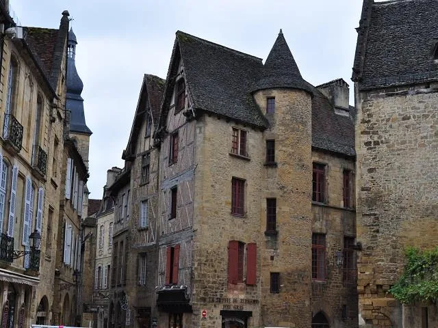 Camping Brantôme Far Ouest - image n°47 - UniversalBooking