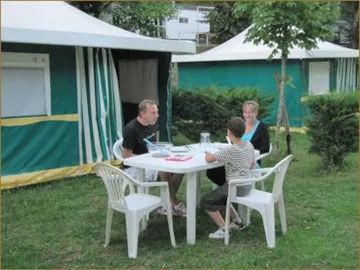 Accommodation - Canvas Bungalow 16M² - Camping Brantôme Far Ouest