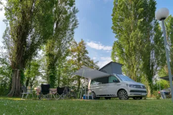 Stellplatz - Stellplatz ** - Camping Sandaya Paris Maisons Laffitte
