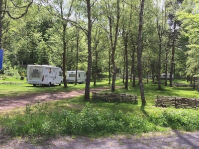 Package A: pitch 2 people electricity 10A - tent + parking — 2