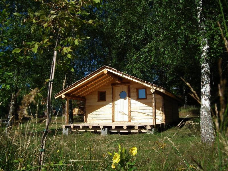 Accommodation - Emma's Cabin - Camping du Mettey****