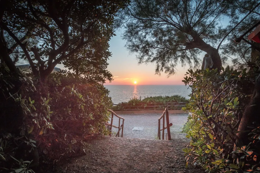 MIRAMARE Village - Apartments - Camping