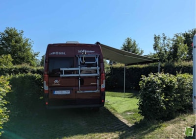 Pitch + motor home — 2