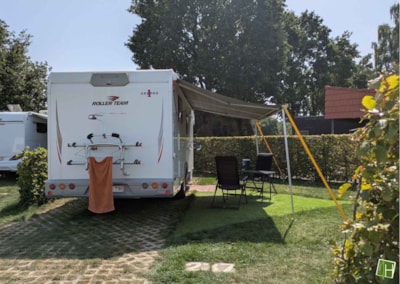 Pitch + motor home — 5