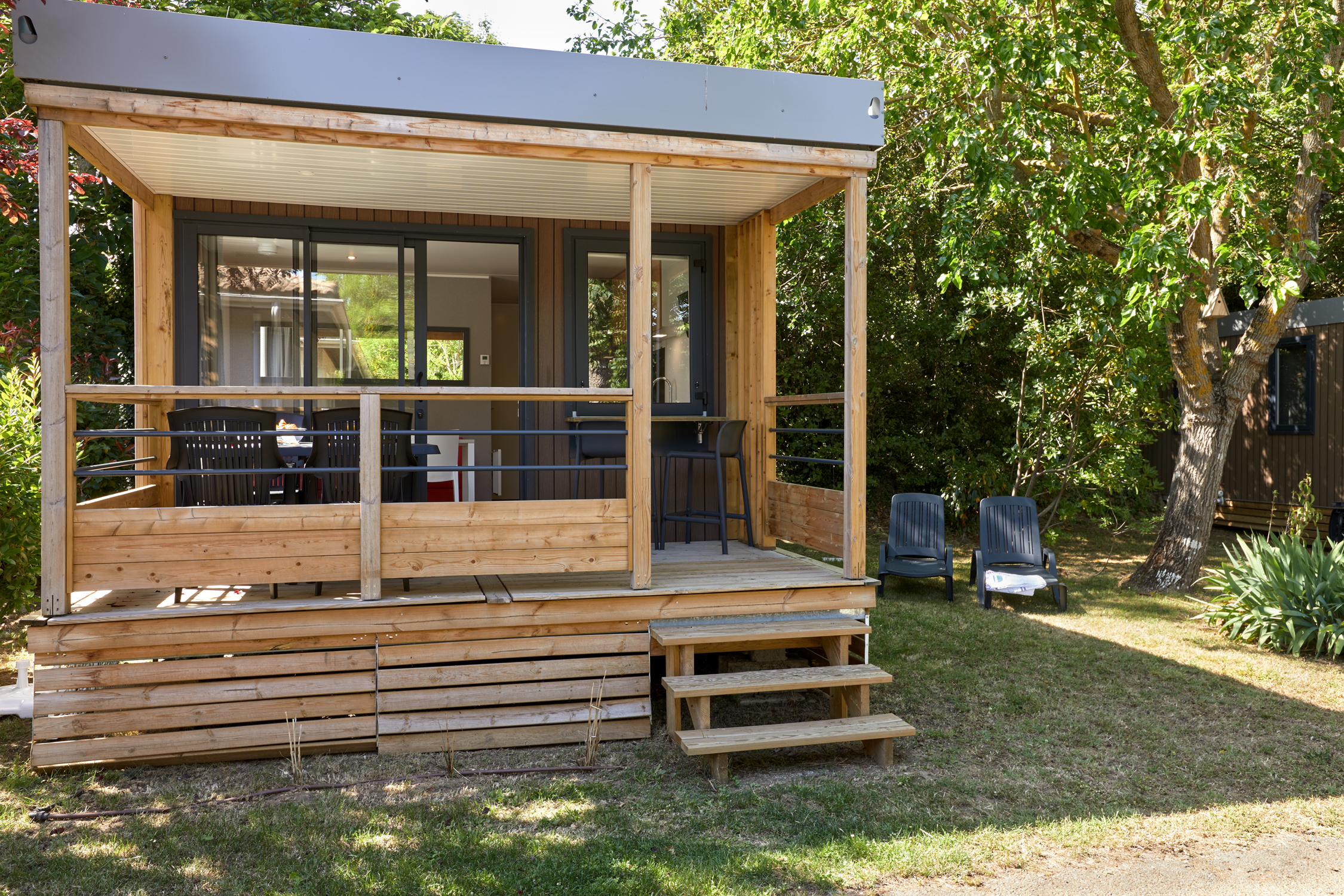 Location - Cottage Le Ponton  4 Pers Premium: 28M² + Terrasse De 7.80M² Entièrement Couverte (2 Chambres) - Camping Au Port-Punay