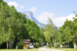 Emplacement - Stellplatz : Wohnmobil (ohne strom) - Camping La Ferme du Lac