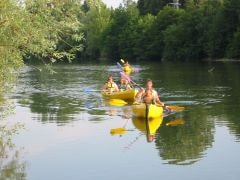 Camping Les Bords du Guiers - image n°8 - Roulottes