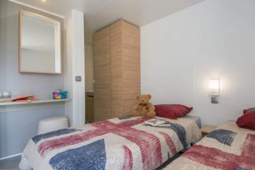 Mietunterkunft - Mobil Home Confort 2 - 2 Zimmer + 2 Badezimmer - 33.2M² - - image n°3 - Camping La Ravoire