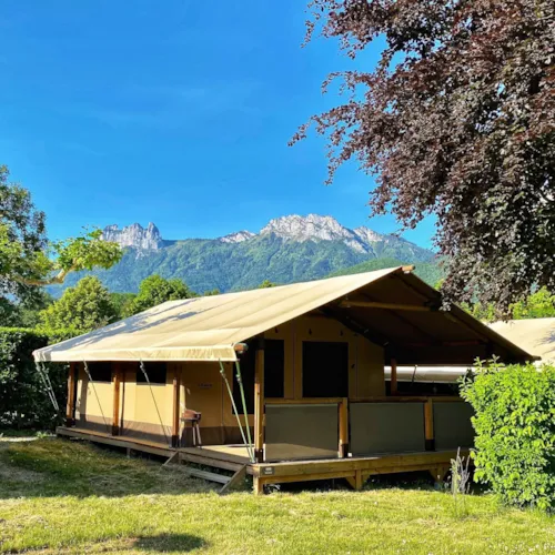 Accommodation - Safari Tent - 2 Bedrooms - 35M² - - image n°4 - Camping La Ravoire