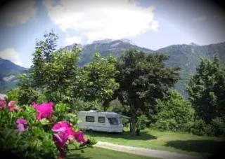 Stellplatz - Emplacement Forfait 2 Personnes - image n°1 - Camping Le Taillefer