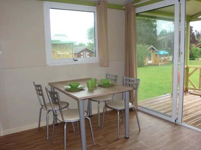 Mobi Chalets : Gitotel Robin Des Bois / Korrigans