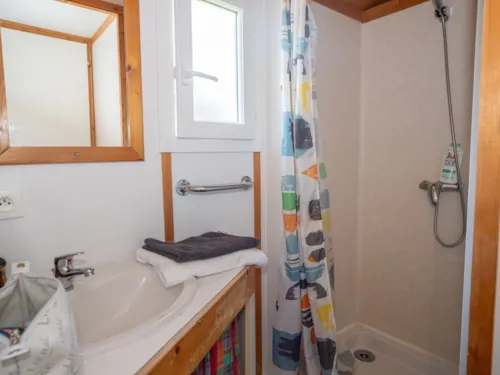 Accommodation - Chalet Cosy 4 Places (+ 2) - image n°4 - Camping Léman Plage