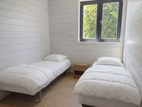Accommodation - Large 6-8-Person Chalet - image n°4 - Camping Léman Plage