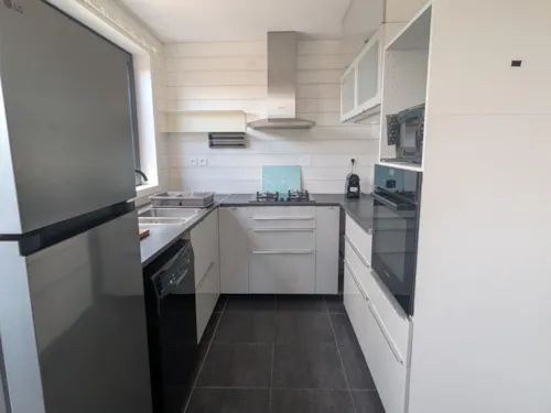 Accommodation - Large 6-8-Person Chalet - image n°5 - Camping Léman Plage