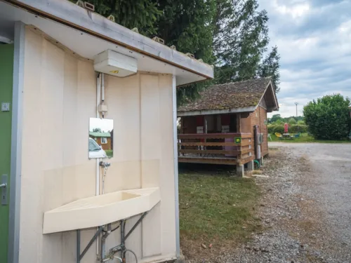 Mietunterkunft - Bungalow Für 2 Personen Ohne Sanitäranlagen - image n°3 - Camping Léman Plage