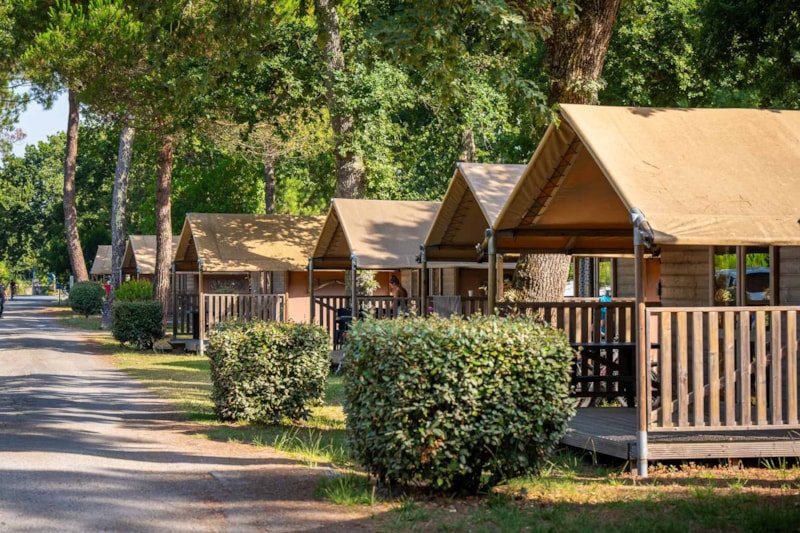 Zelt Lodge Blick auf den Teich 4 Pers