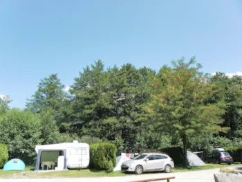 Stellplatz - Campingplatz Komfort - Strom - Le Polé