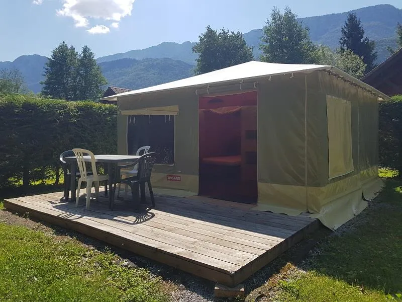 Huuraccommodatie(s) - Lodge Comfort - 2 Slaapkamers - Geen Sanitaire Voorzieningen - Le Polé