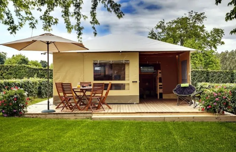 Huuraccommodatie(s) - Lodge Comfort- 2 Slaapkamers - Geen Sanitaire Voorzieningen - Le Polé