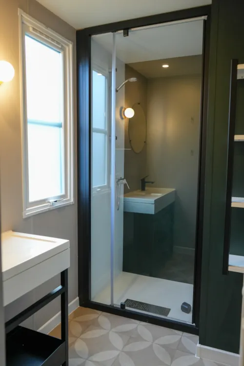 Huuraccommodatie(s) - Stacaravan Vista - 2 Slaapkamers - 28M² - - image n°8 - Yelloh! Village Camping les Fontaines