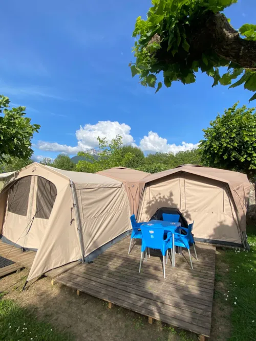 Location - Tente Équipée Grand Modèle - image n°1 - Le Solitaire du lac