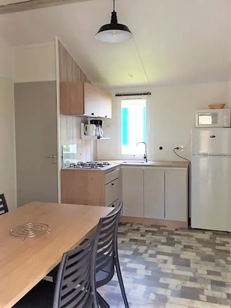 Accommodation - Cottage Alpina - 27 M² -  2 Bedrooms - image n°3 - Camping Europa
