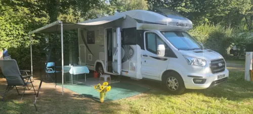 Stellplatz - Stellplatz Confort 10A _ Wohnwagen Und Wohnmobil - image n°2 - Camping Europa