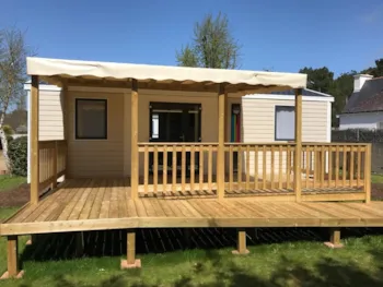 Mietunterkunft - Mobilheim 31M² Pmr 2 Zimmer - Überdachte Terrasse (Behindertengerecht) - Tv - Camping Kérabus