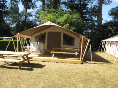 Safari tent Mus — 1