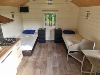 Luxury Lounge Cabin — 2